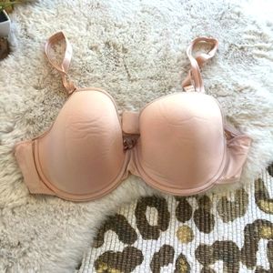 NWOT Chantelle Basic Invisible Smooth Custom Fit Bra